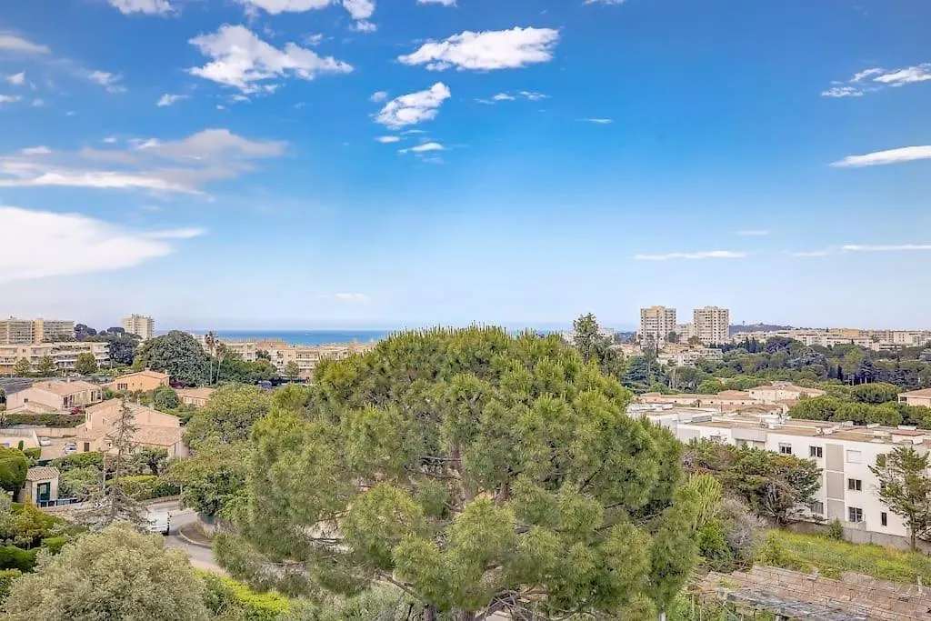 Studio Vue Mer, Piscine - Tennis Antibes Apartment