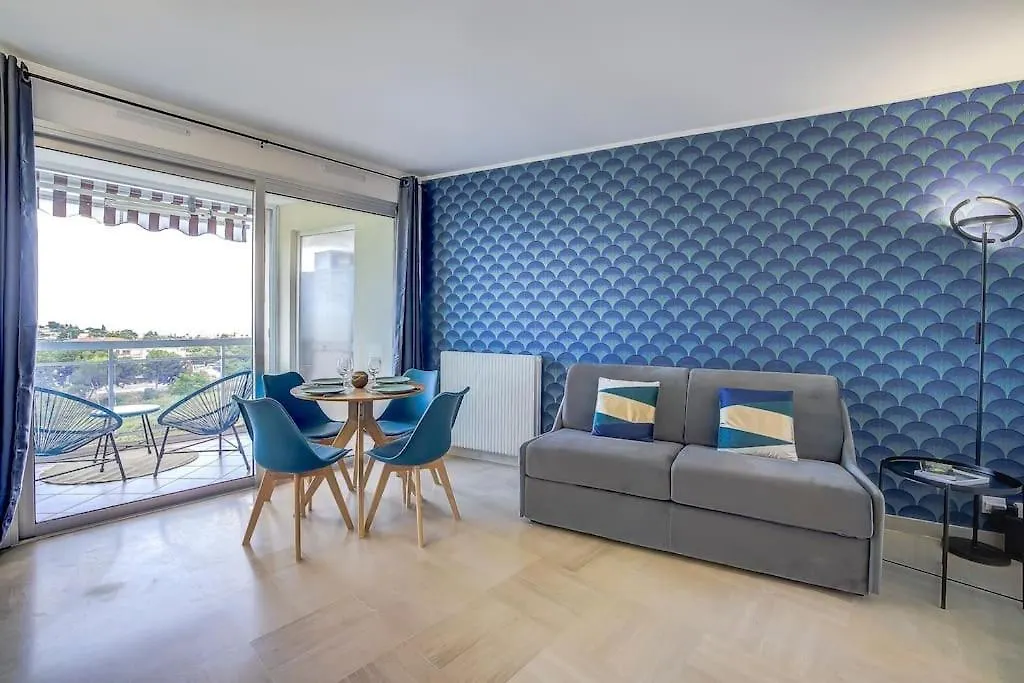 Apartment Studio Vue Mer, Piscine - Tennis Antibes